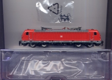 E-Lok BR 147, DBAG, rot