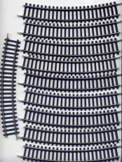 10 Stück 1/1 gebogenes Gleis, großer Radius; Piko-Hohlprofil