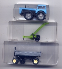 Ernte-Gespann, DDR, Dutra D4K, Schlegelhäcksler, Kipp-Anhänger mit Gitter-Aufsatz