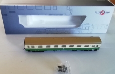 Schnellzugwagen (Mod.-Wagen) 1. Klasse, DR, grün / elfenbein