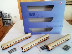 3er Set Städte Express-Wagen, DR, 2. Klasse