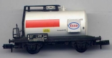 2achsiger Kesselwagen Esso, weiß / rot
