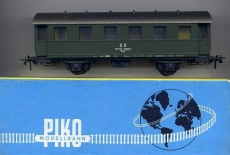 2achsiger Personenwagen, DR, grün