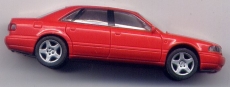 Audi A8, rot