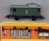 Güterzug-Begleitwagen; DR, grün
