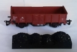 2achsiger Offener Güterwagen Es-u, DR, braun, Kohle-Ladung