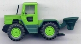 MB-Trac mit Anbau-Gerät (Düngerstreuer?)
